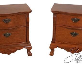 64022EC: Pair LEXINGTON Victorian Sampler Oak Nightstands
