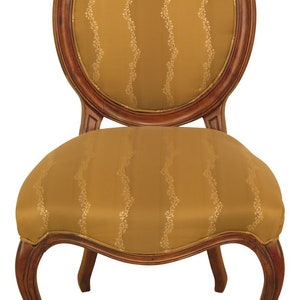 F46432EC: FAIRFIELD Medallion Back Upholstered Side Chair