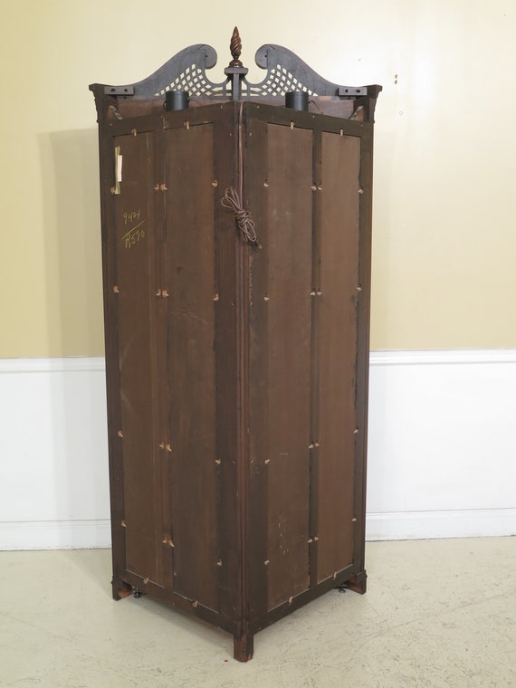 30851ec Cherry 2 Door Lighted Corner Curio Cabinet Etsy