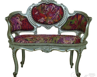 F53513EC: French Louis XV Style Silver Leaf Finish Small Settee