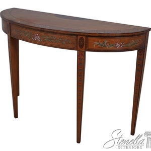 60058EC: WELLINGTON HALL Adams Paint Decorated Console Table