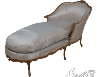 F63863EC: Vintage French Louis XV Carved & Painted Chaise Lounge