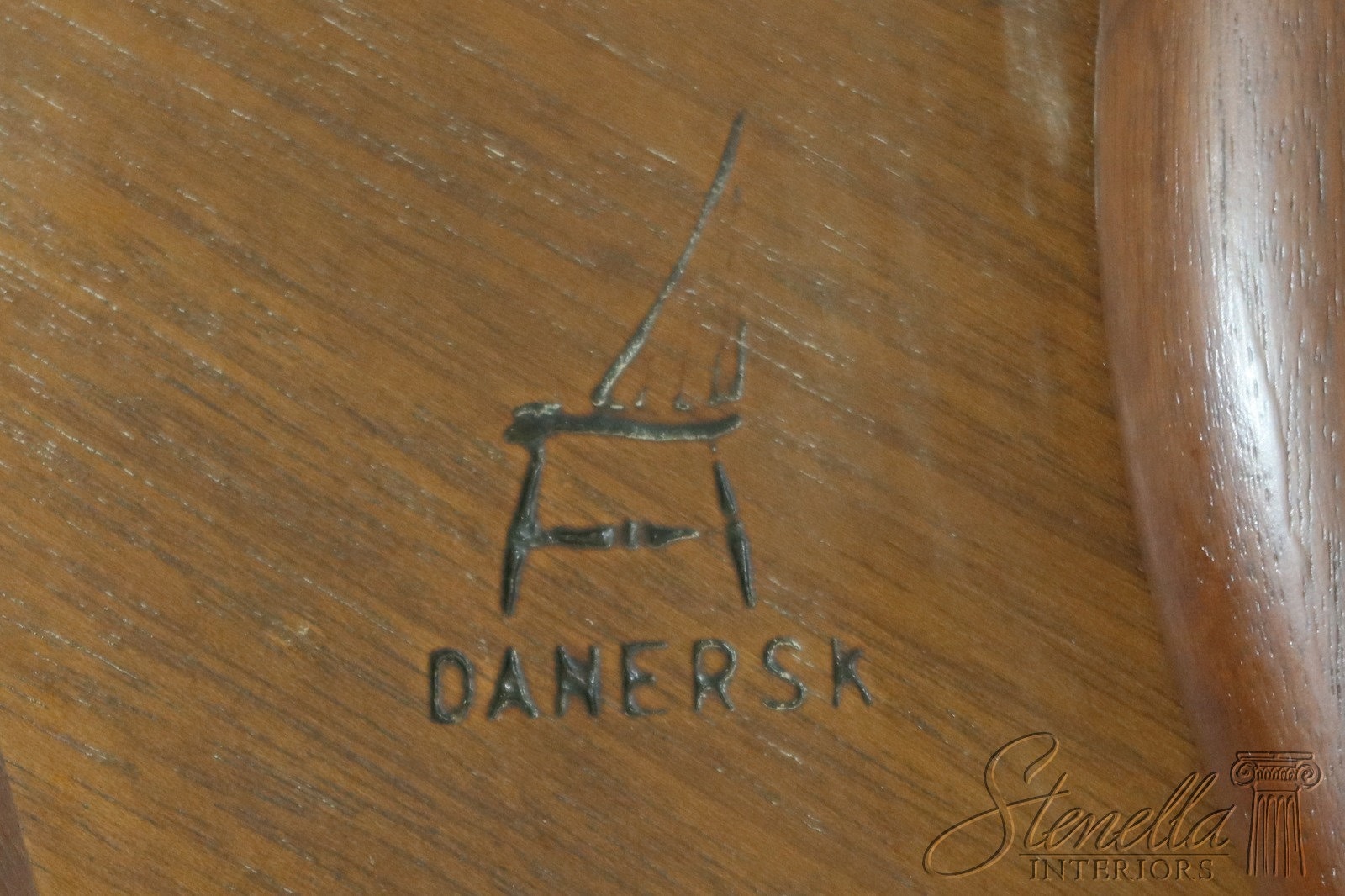 33299EC: DANERSK Chippendale Ball & Claw High Quality