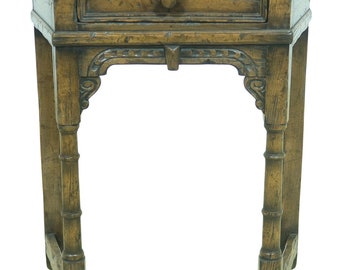 52897EC: TROUVAILLES English Tudor Style Console Table