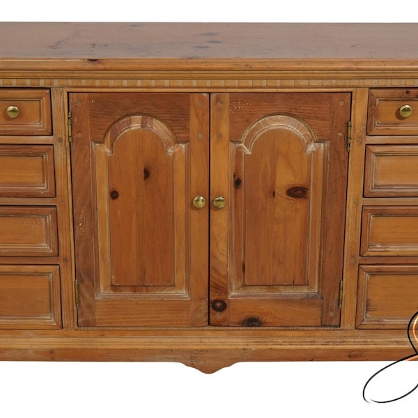 F61494EC: THOMASVILLE Country Chippendale Style Pine Dresser