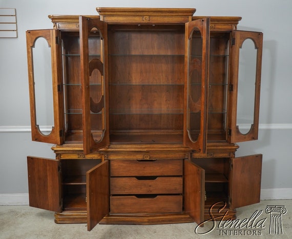 F60853EC THOMASVILLE Continental Style 4 Door Breakfront China Cabinet Etsy