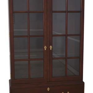 67135: STICKLEY Colonial Williamsburg Mahogany Wythe House Bookcase