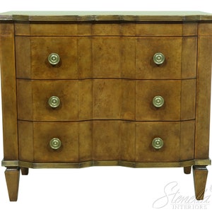 51333EC: JONATHAN RICHARDS Neoclassical 3 Drawer Walnut Chest