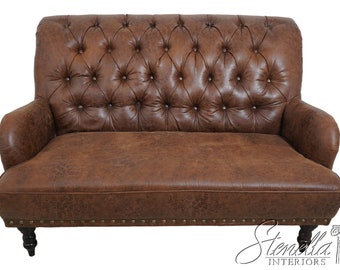 F62232EC: Chesterfield Style Faux Leather Upholstered Sofa Loveseat