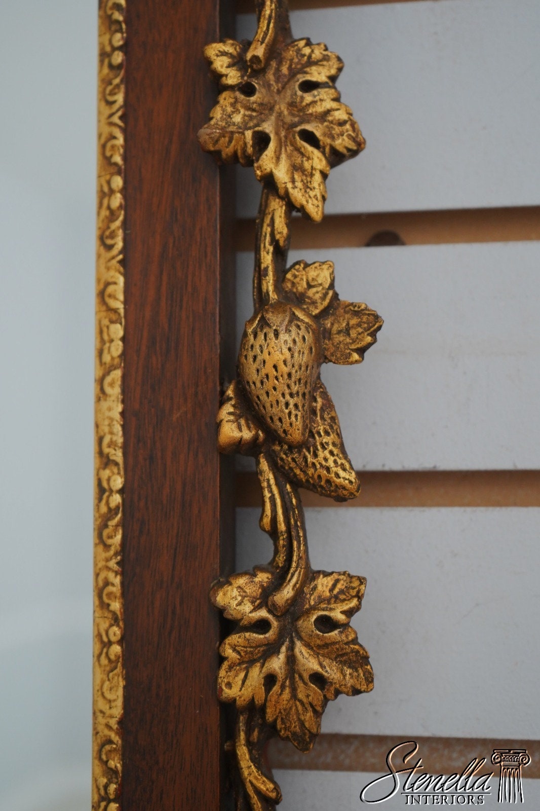 65001EC: Vintage Chippendale Mahogany Mirror W. Phoenix