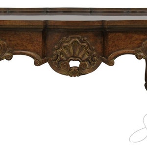 F55581EC: Georgian Carved Walnut Finish Coffee Cocktail Table