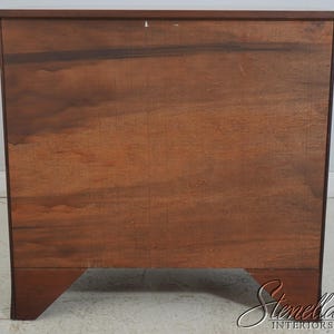 L69505: HENKEL HARRIS Walnut Bow Front Chest Dresser 画像 8