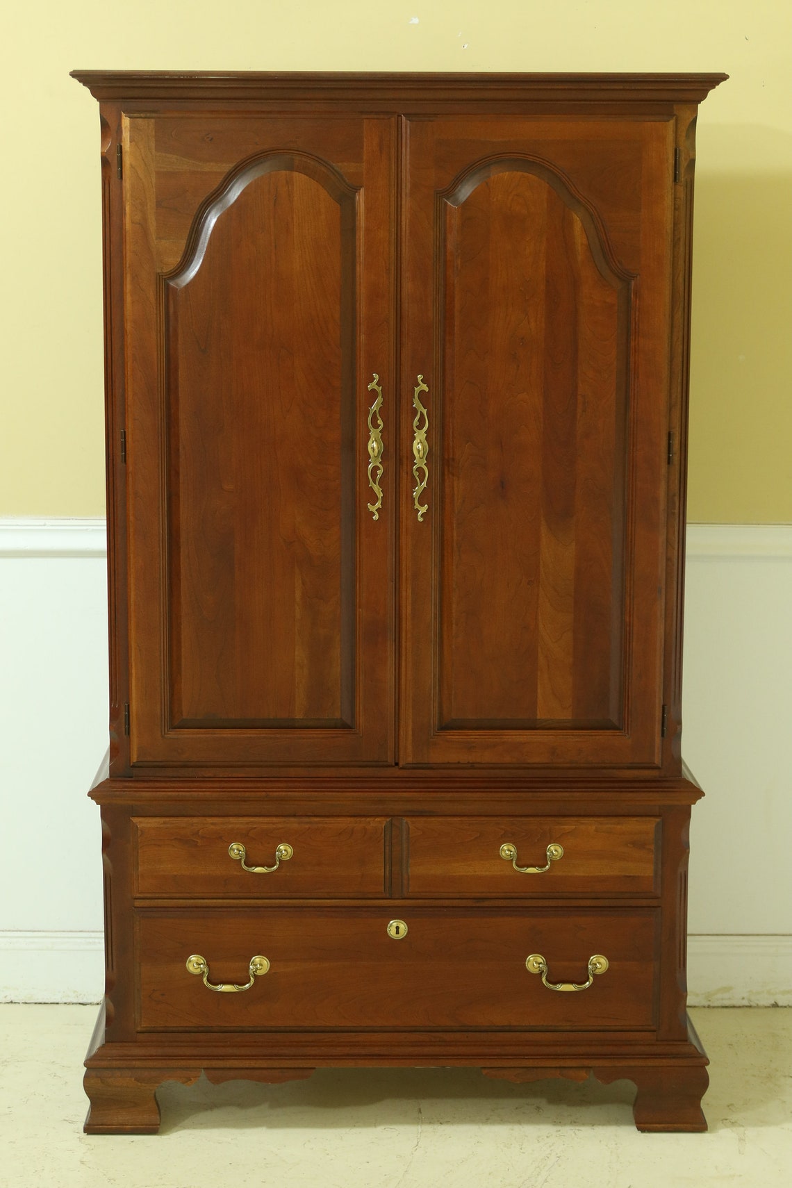 F32929EC PENNSYLVANIA HOUSE Cherry Bedroom Armoire Etsy