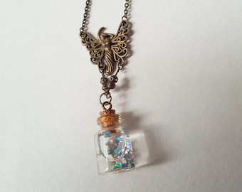Süße Flasche Halskette, Madame Butterfly, schwimmende Glitter, Schmetterling Fläschchen Halskette, nette hübsche Halskette, Flasche Anhänger und Schmetterlinge