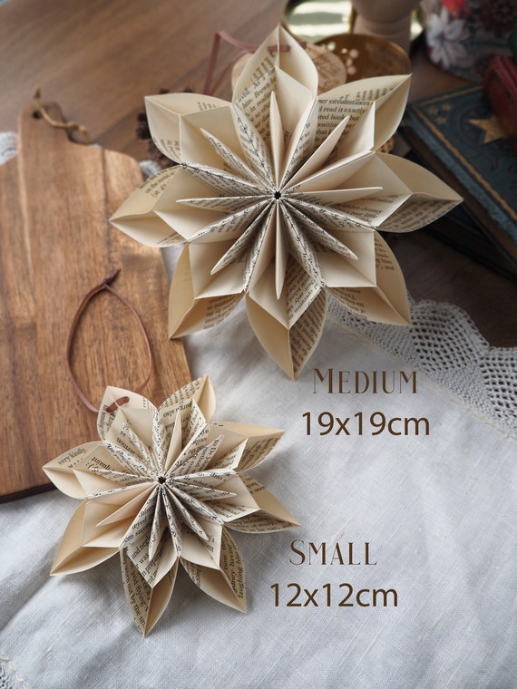 Christmas STAR origami, this is a simplified version and i used 12x12cm to  fold this model : r/origami
