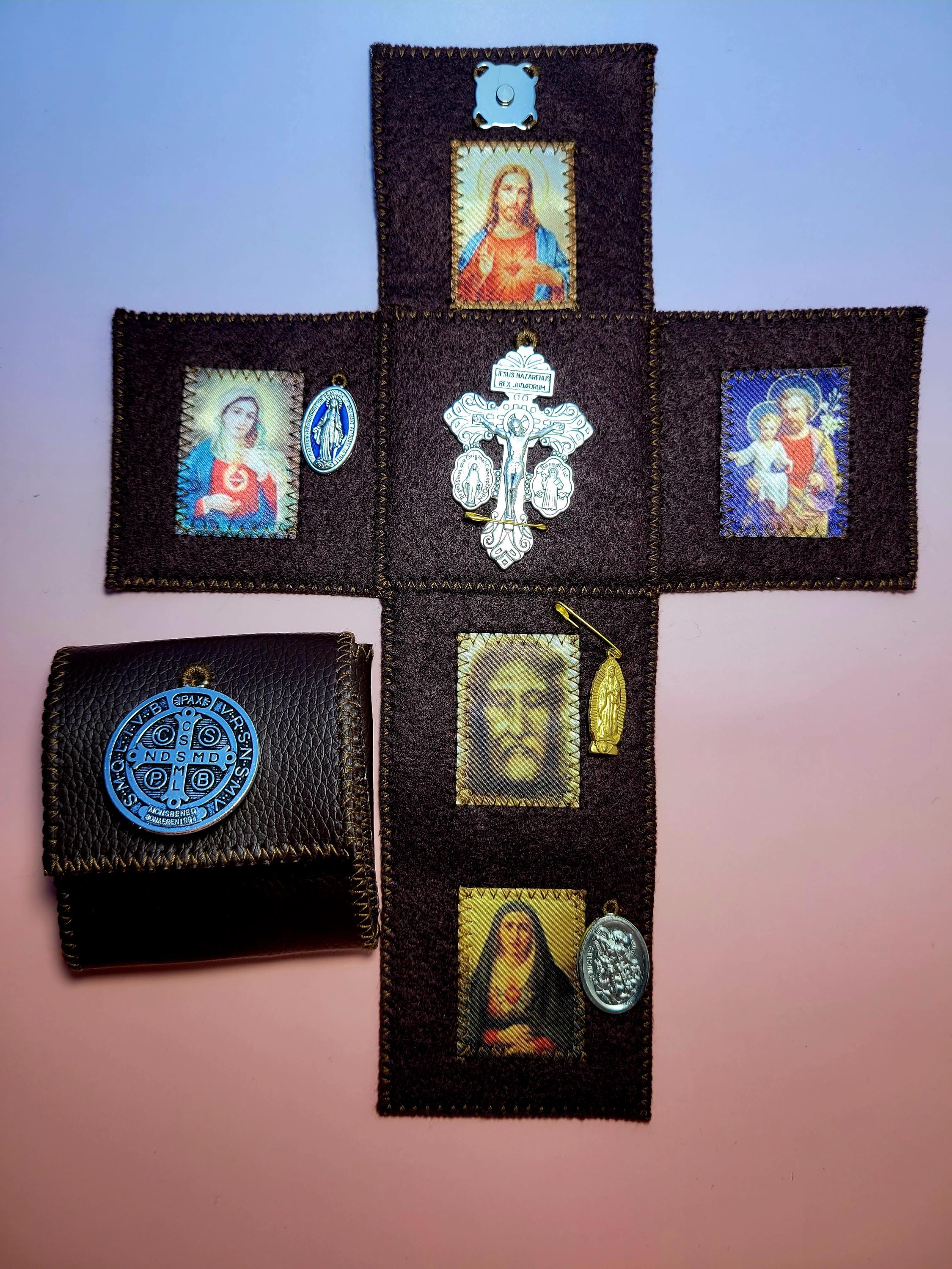 カトリックの家庭祭壇 - Etsy 日本