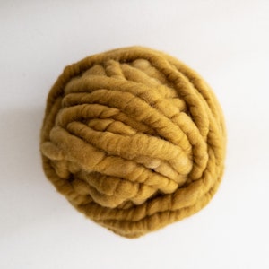 Corespun Rug Yarn / 75 feet / 25 yards