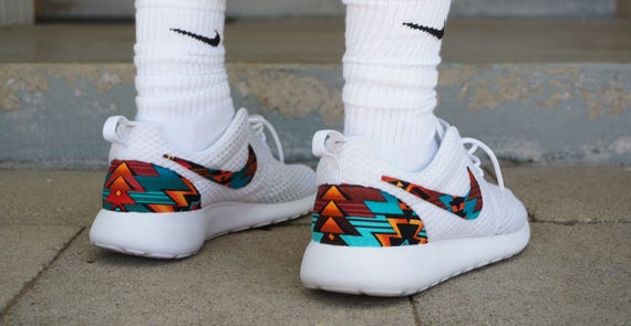 custom roshe run