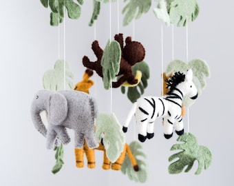 Felt Jungle nursery mobile / baby animal mobile / jungle theme nursery / safari nursery  / New baby Gift / new mom gift / baby shower gift