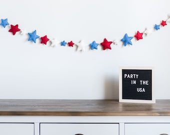 Guirnalda de estrellas patrióticas: decoración para la fiesta del 4 de julio, rojo, blanco y azul.