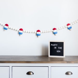 Guirnalda de helados patriótica: Decoración para la fiesta del 4 de julio