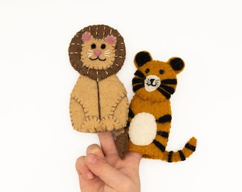 Lion and Tiger Puppets / Safari Theme Kids Toys / Jungle theme children's stocking stuffer /Sensory toy / Montessori toy / Finger puppet set