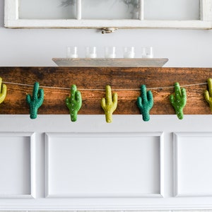 Cactus Garland / Boho Nursery Decor / Cactus Theme party / Cactus Banner / Boho Party / Natural Nursery / Nursery Decor