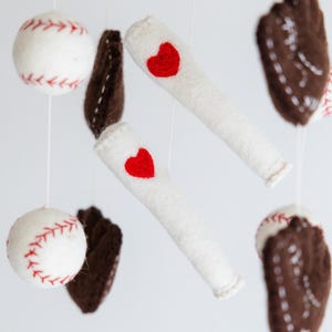 Baseball Crib Mobile / Handmade Felt Baby Mobile with Bats Gloves and Balls / Sports Nursery Decor / Baby Shower Gift / Boy Room Mobile