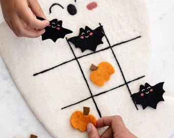 Juego de tres en raya de fieltro para Halloween: decoración otoñal para la mesa de centro, juguete de aprendizaje sensorial.