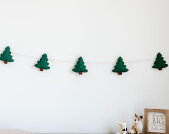 Felt Woodland Tree Garland: Green Christmas Decor