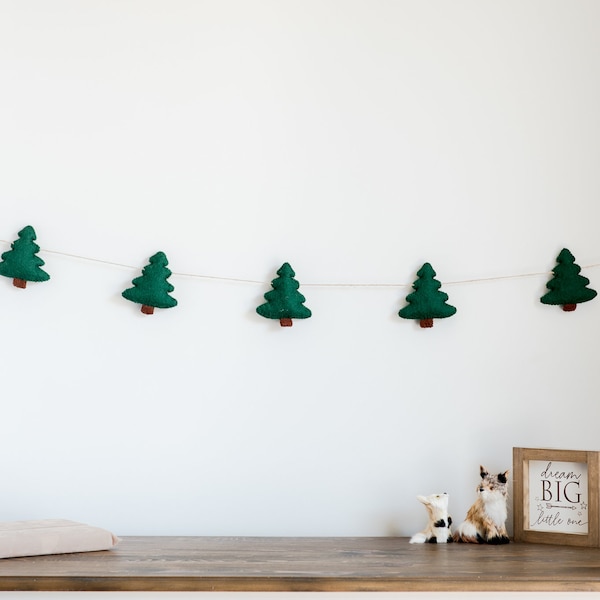 Woodland Trees Decoration / Winter Tree Decoration / Woodland nursery decoration / Green Christmas Garland /  Woods Decor