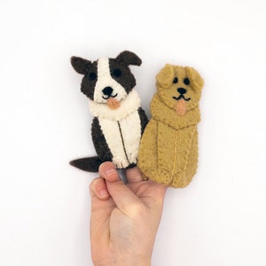 Dog Felt Finger Puppet Set of 2 / Handmade Puppy Puppets for Kids / Pretend Play Toy / Sensory Toy / Stocking Stuffer / Dog Lover Gift