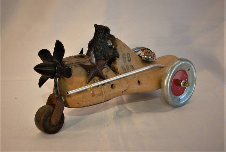 Vintage Shoe Last Repurposed Into Clever little Race Car Shoe Form Race Car
