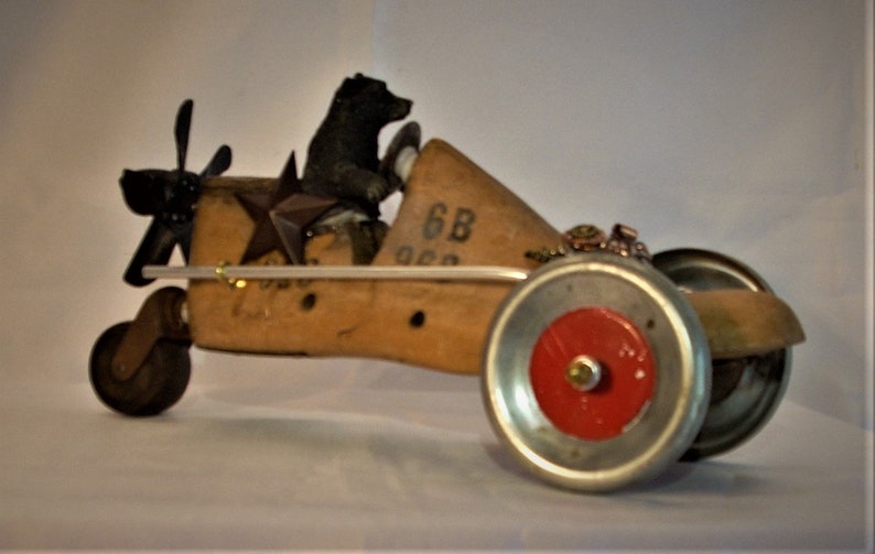 Vintage Shoe Last Repurposed Into Clever little Race Car Shoe Form Race Car