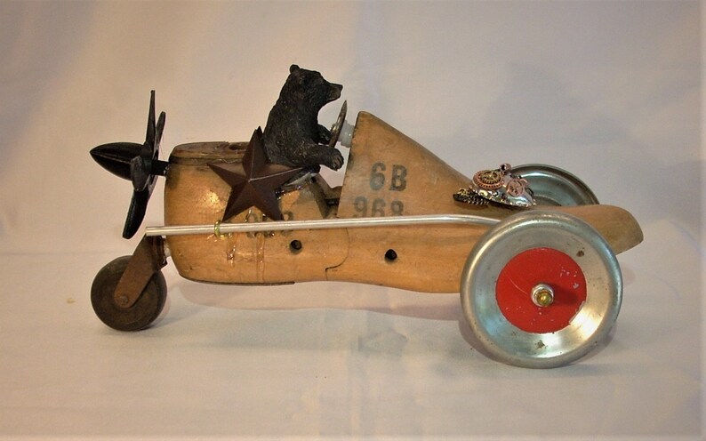 Vintage Shoe Last Repurposed Into Clever little Race Car Shoe Form Race Car