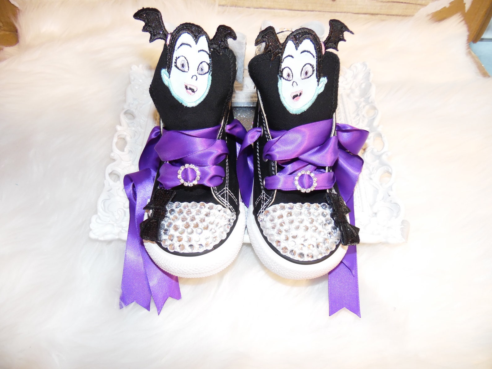 vampirina shoes amazon