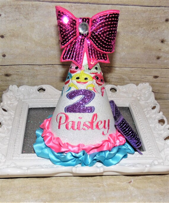 Baby Shark Birthday Cake Pink