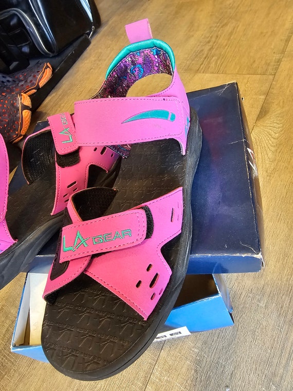 Vintage LA Gear Sandals Black/Pink Adjustable Hoo… - image 2