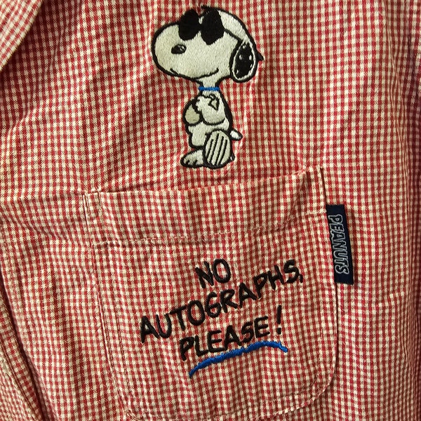 Vintage Peanuts Woman’s Sleeveless Button Shirt size 2XL No Autograph Please Use