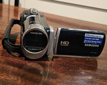 Samsung Camera HMX-F90 Output 52x Optical Zoom HDMI No Cable No Tested