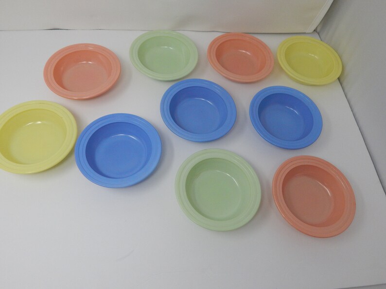 Blue Pink Hazel-Atlas Moderntone Yellow Pastel Bowls Platonite 40s 50s Set of 8 Vintage Small Bowls Retro Berry Bowls Green