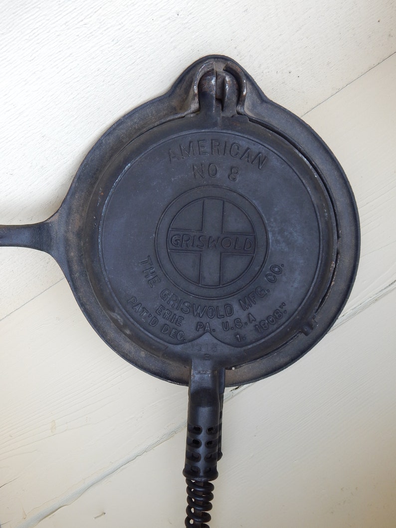 Griswold American No. 8 Cast Iron Waffle Maker with Low Etsy