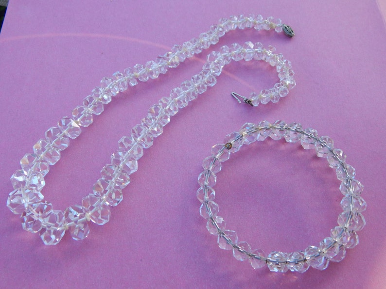 Hand Knotted Necklace Vintage Memory Bracelet Vintage Multi-Faceted Necklace Clear Crystal Glass Necklace Graduated Size Beads
