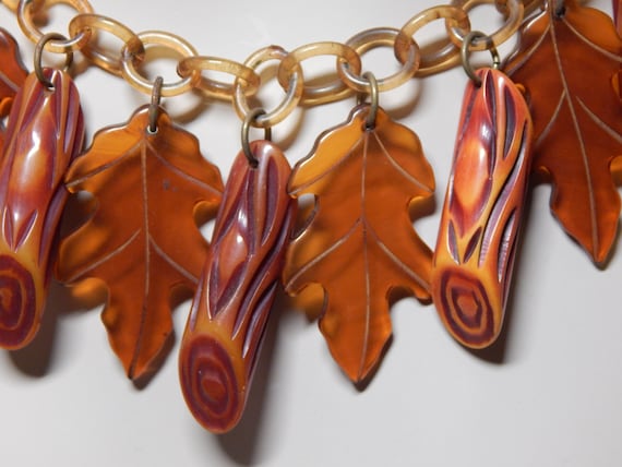 RARE Vintage Carved Bakelite Maple Leaves & Log, … - image 2