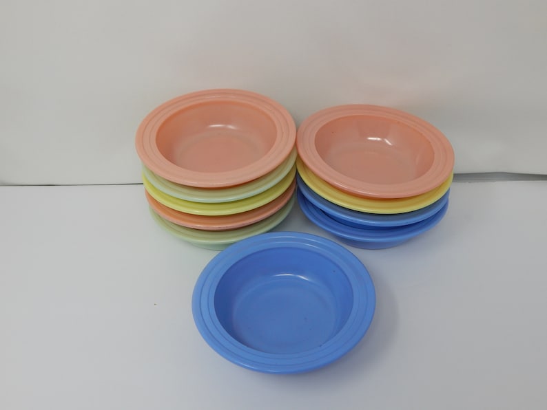 Blue Pink Hazel-Atlas Moderntone Yellow Pastel Bowls Platonite 40s 50s Set of 8 Vintage Small Bowls Retro Berry Bowls Green