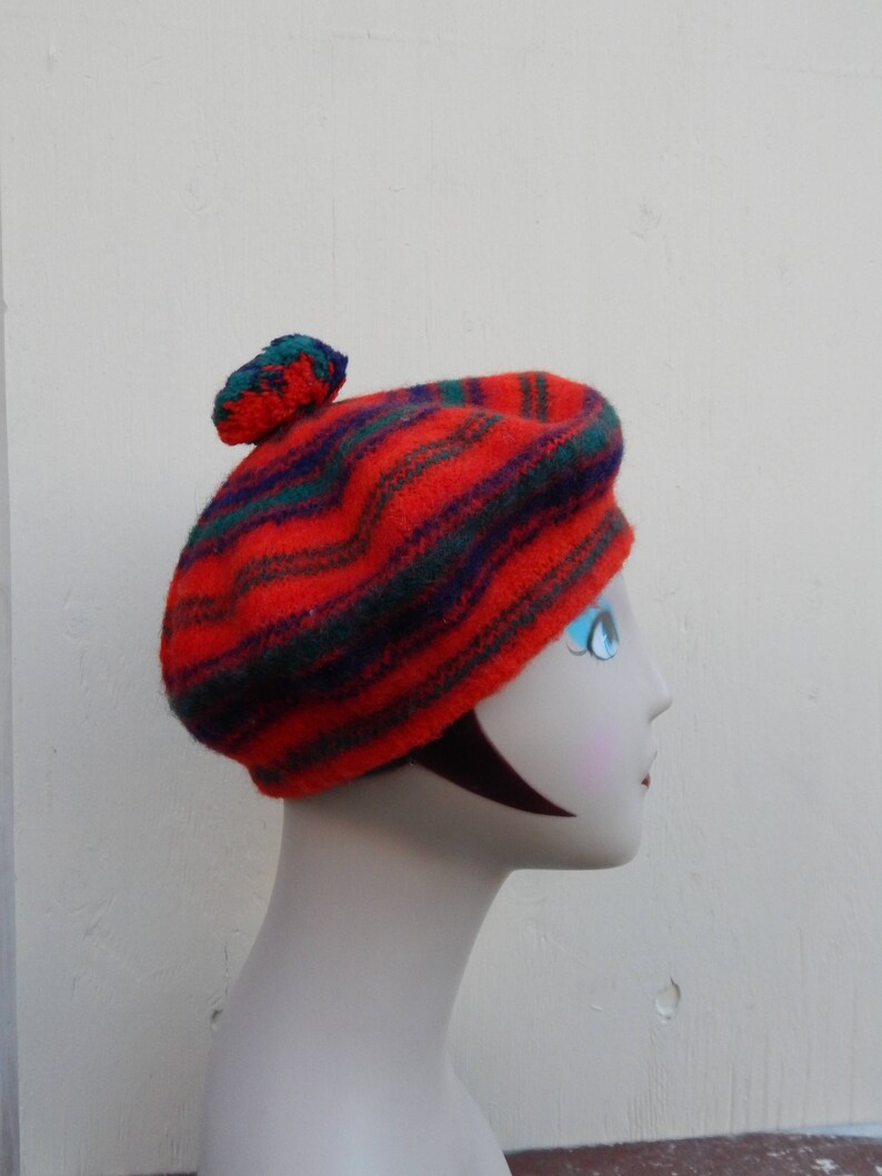 vintage golf hat with pom pom