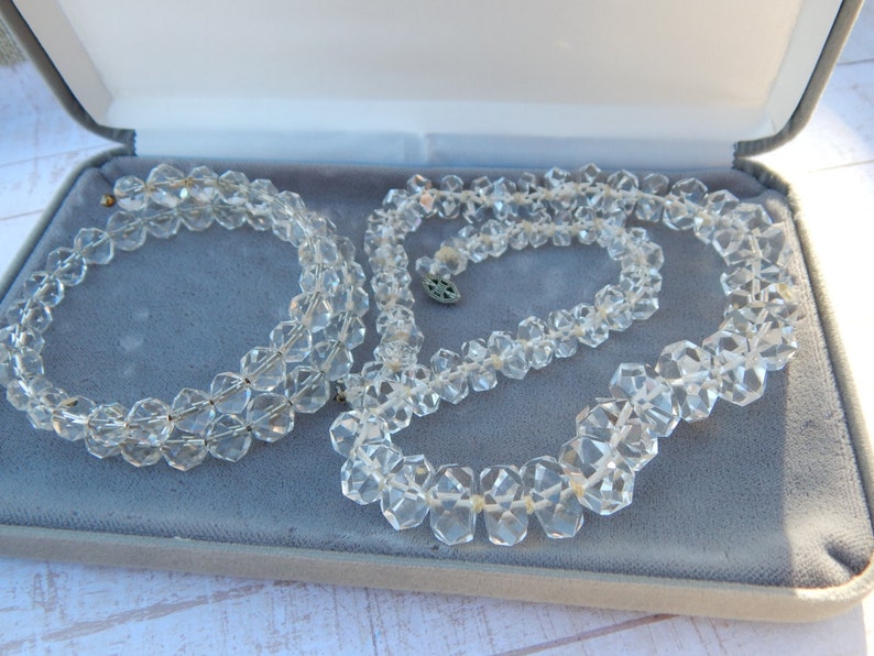 Hand Knotted Necklace Vintage Memory Bracelet Vintage Multi-Faceted Necklace Clear Crystal Glass Necklace Graduated Size Beads
