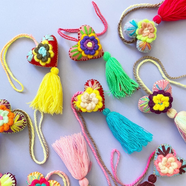 Boho Heart Tassel: Colorful Pom Pom Charm, Party Favor