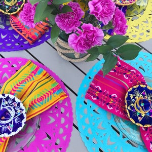 Decoração mexicana, Conjunto de 4 centros de mesa de papel picado ou jogos americanos, círculos de papel de seda cortados, festa de verão, festa de Cinco de Mayo