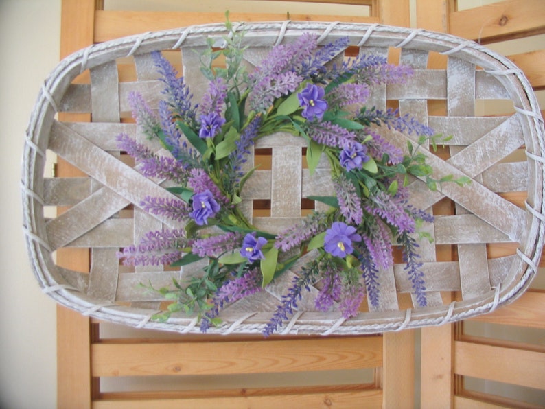 Whitewashed Tobacco Basket with Lavender Wreath Lavender Wreath Tobacco Basket with Wreath